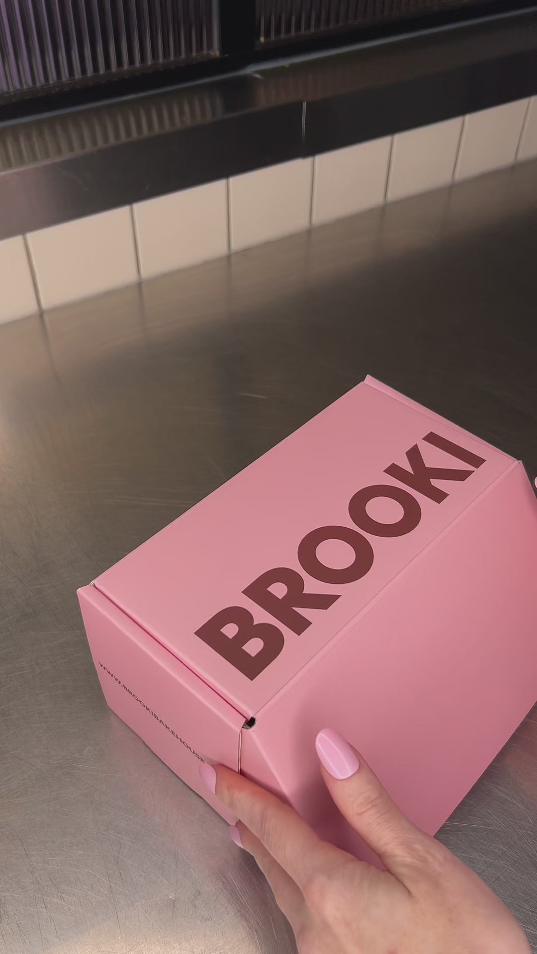 Load video: Signature Cookie Box